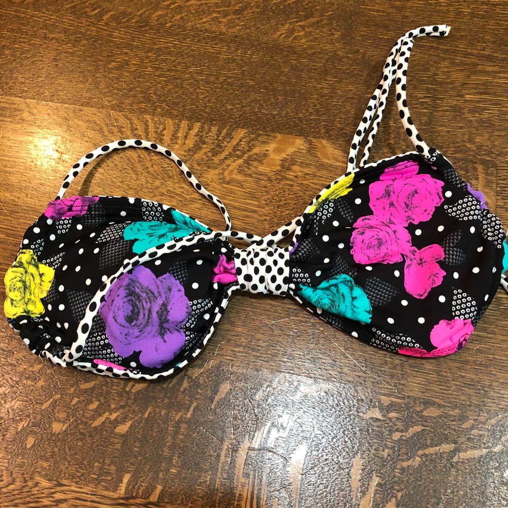 Bathing Suit Bundle - Picture 5 of 7